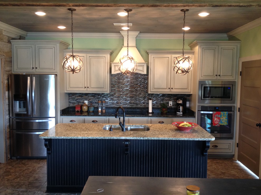 Kitchen - transitional kitchen idea