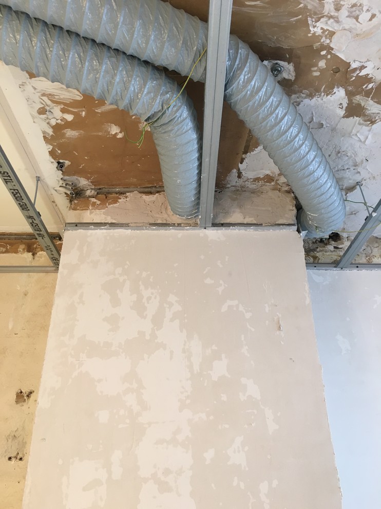 65 m2 / bld la chapelle PARIS