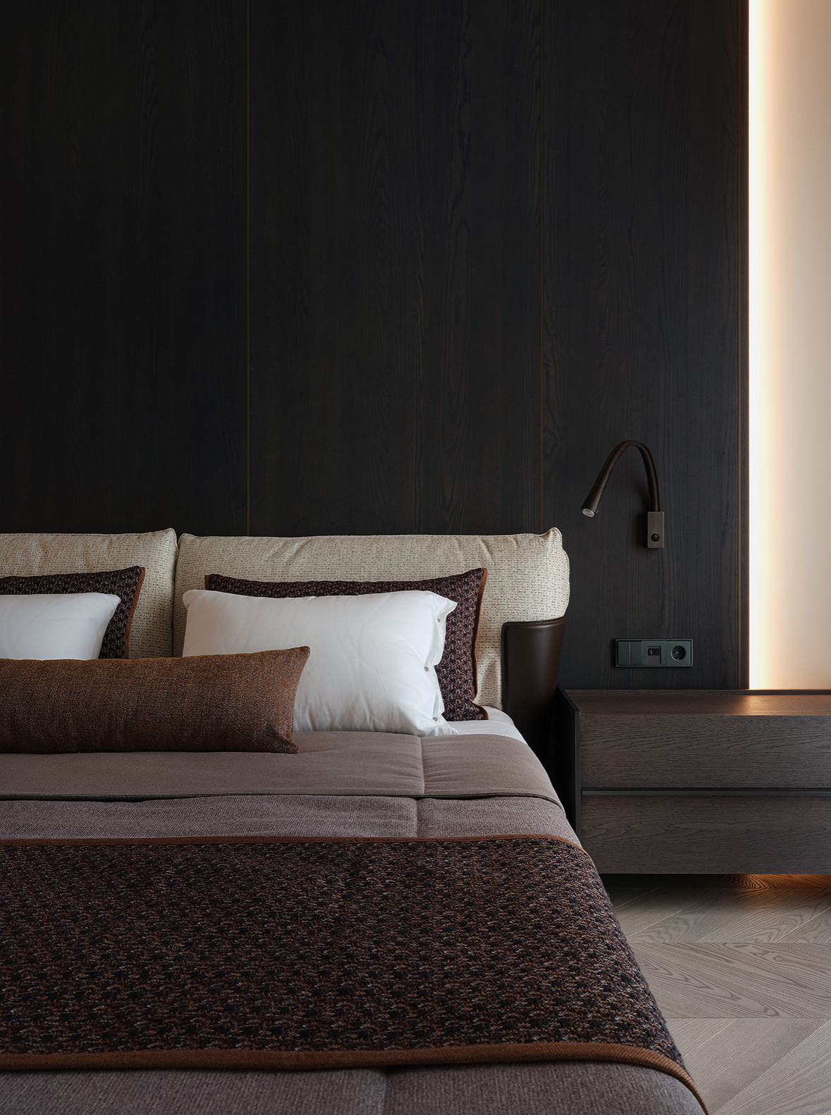 Монохромная квартира 90 м2 в центре Москвы