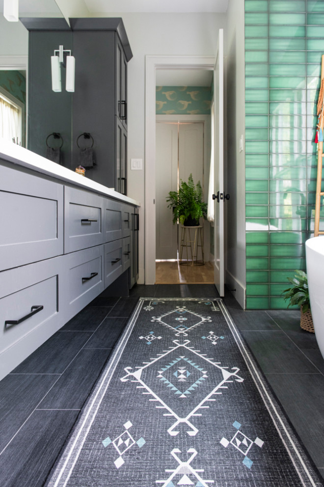 Inspiration for a transitional home design remodel in Houston