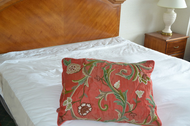 Crewel Pillow Sham Curve East Orange Silk Organza Standard