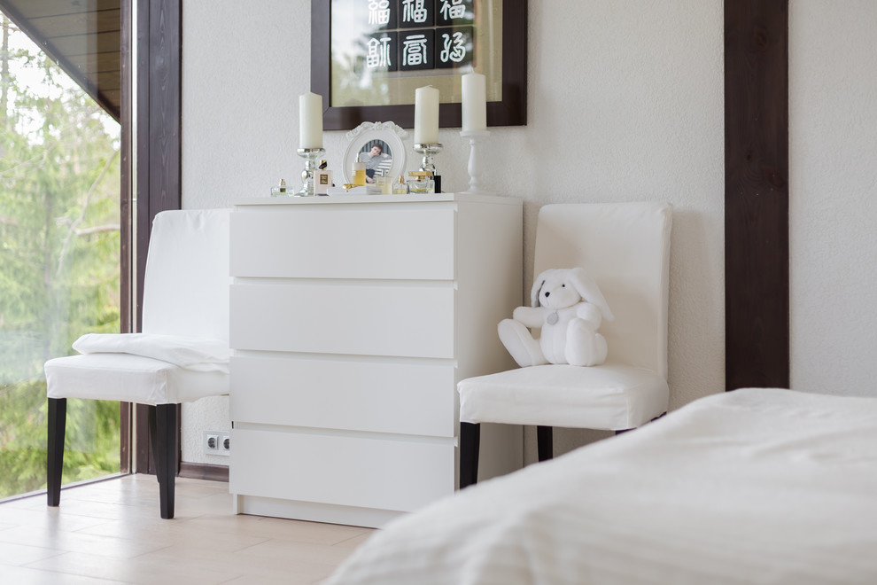 Стеклянный дом в лесу