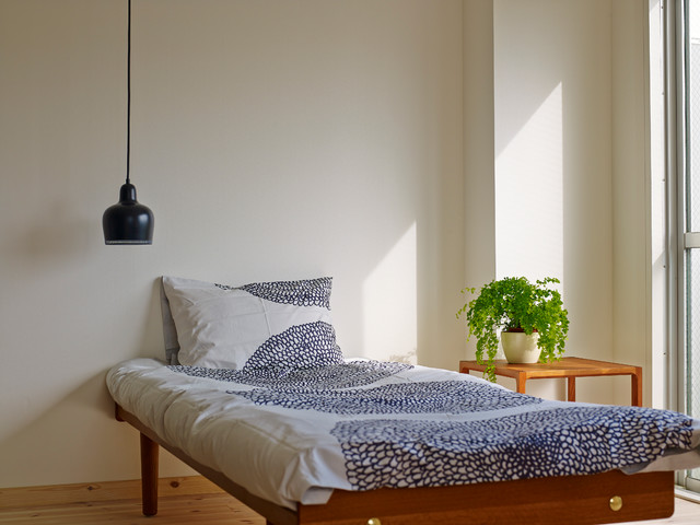リノベーション skandinavisch-schlafzimmer