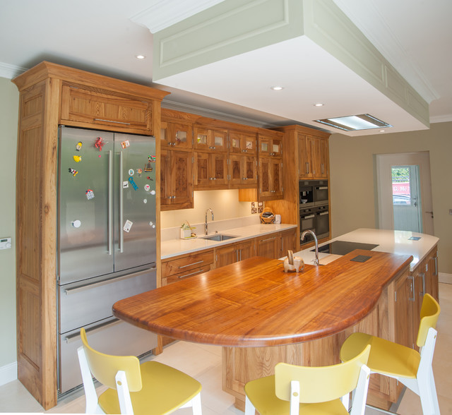Bespoke Kitchen Units & Storage Solutions traditional-kitchen