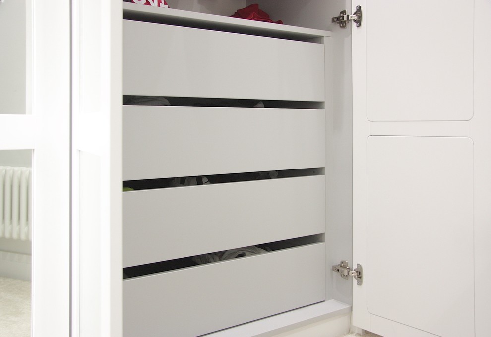 White Lacquered mirror wardrobes
