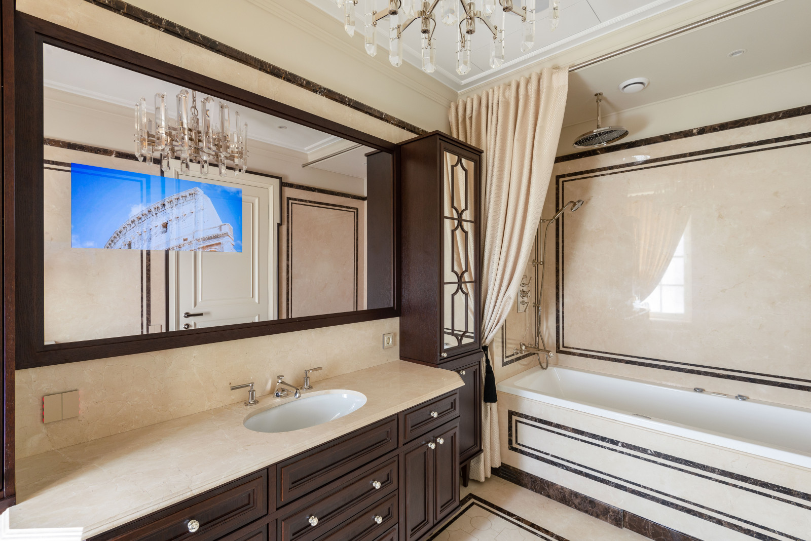 Встроенный телевизор на Большой Грузинской