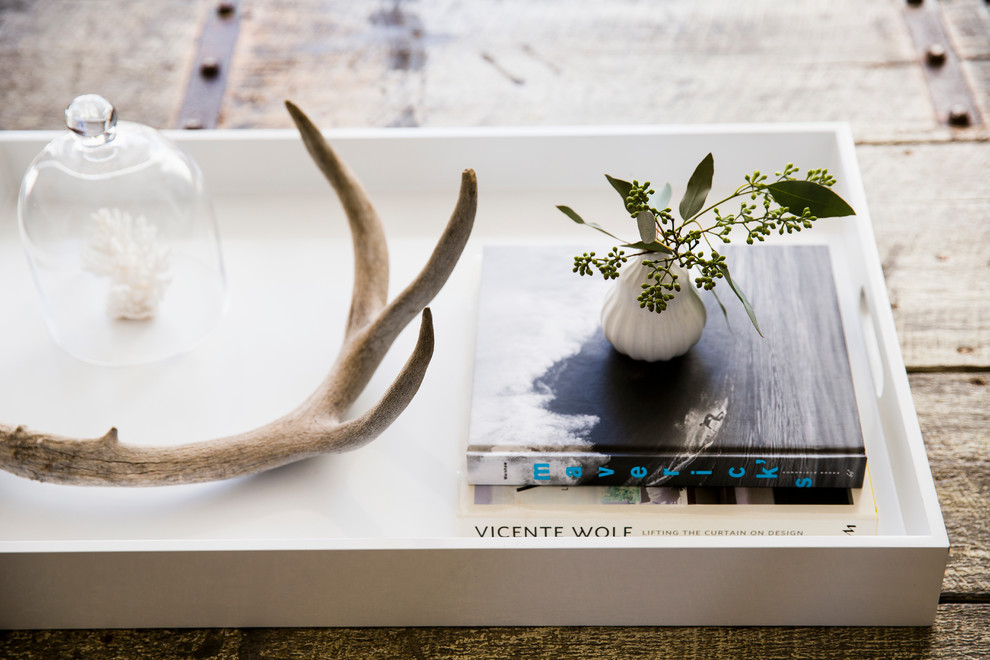 Example of a mid-sized transitional light wood floor living room design in San Francisco
