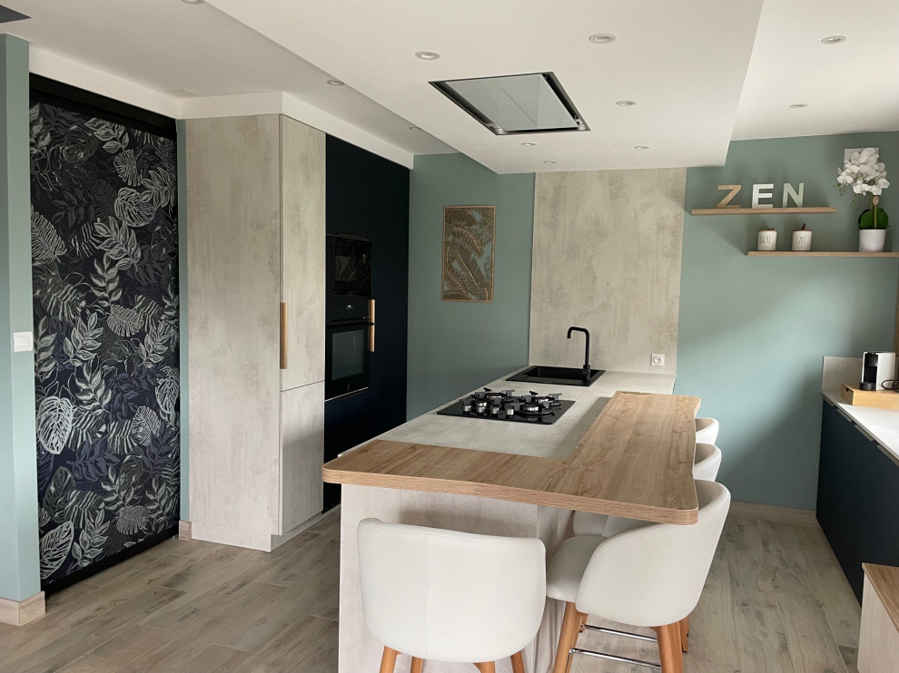 Transformation d'une cuisine avec création d'une entrée-banquette