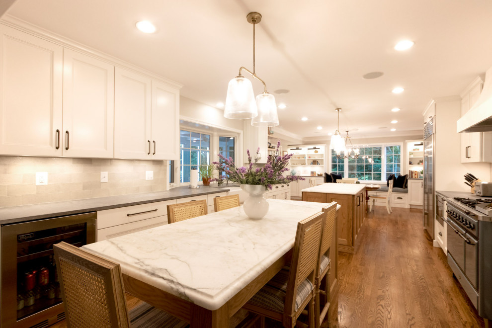 Kitchen - kitchen idea in DC Metro