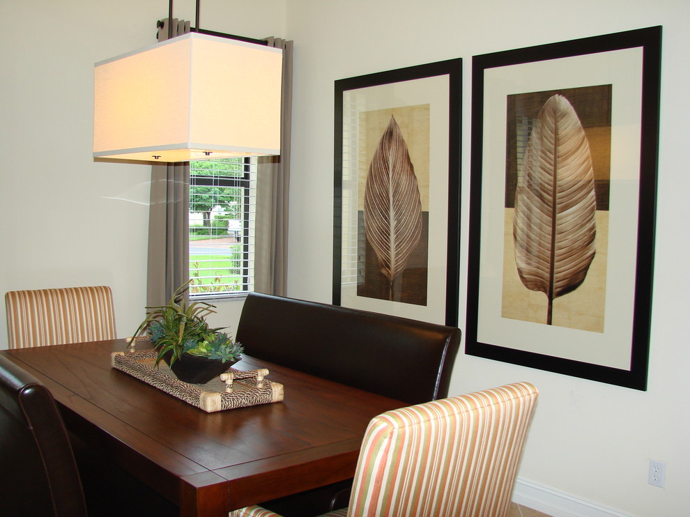 This is an example of a contemporary dining room in Grand Rapids.