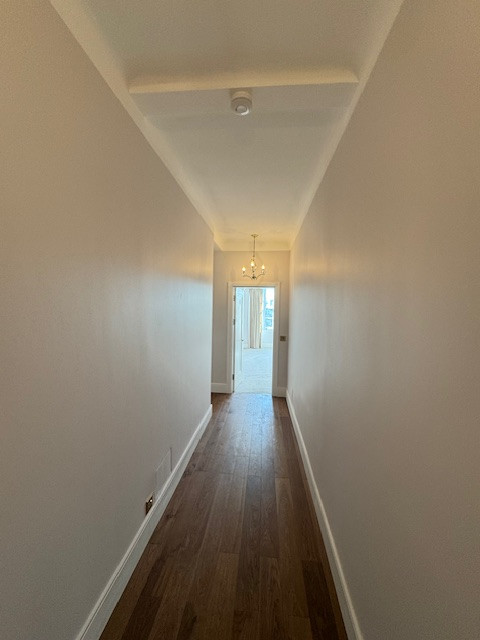 Full refurbishment works of high-end flat (x5 Bedrooms)at high street kensignton