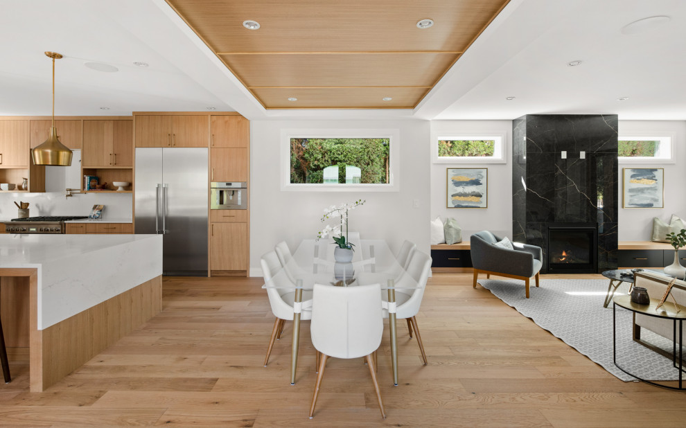 Inspiration for a transitional home design remodel in Vancouver