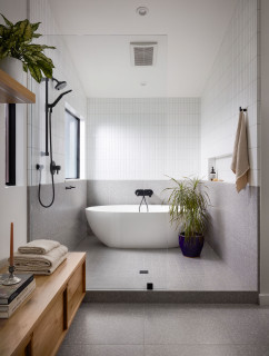 10 Soothing Spa-Like Bathtub Setups (10 photos)