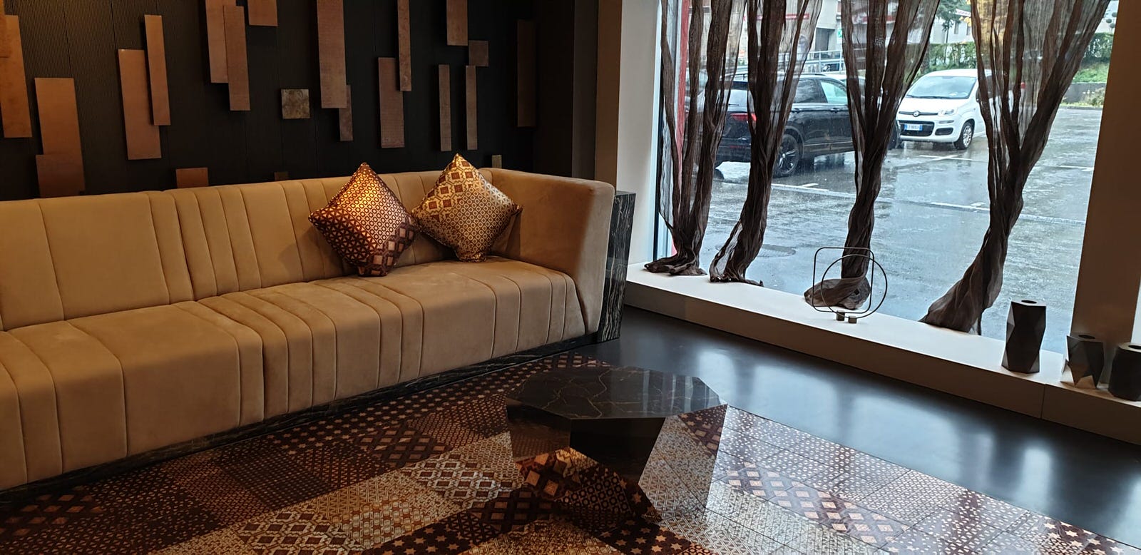 Мебельный салон в Швейцарии