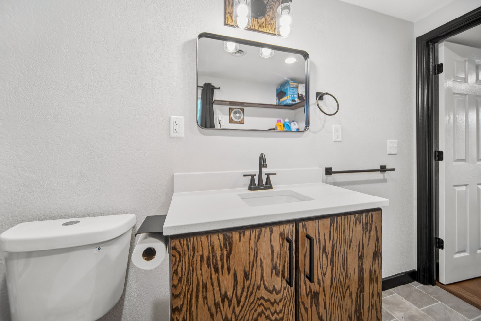 Custom Kitchen & Bath