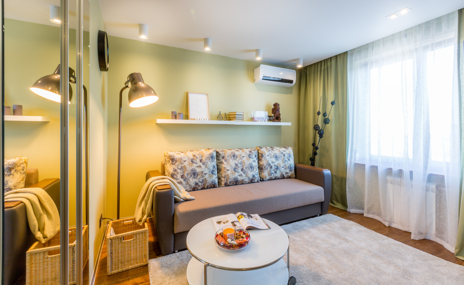 Двухкомнатная квартира в Москве, м. Университет.