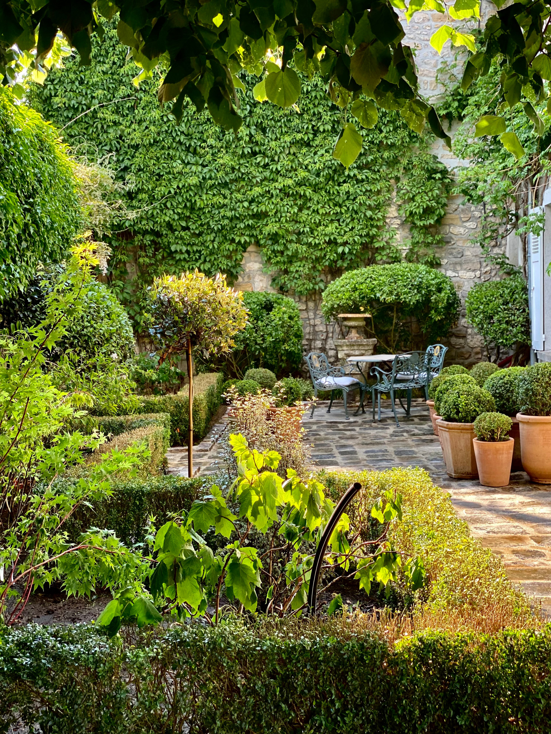 Autour d'une terrasse