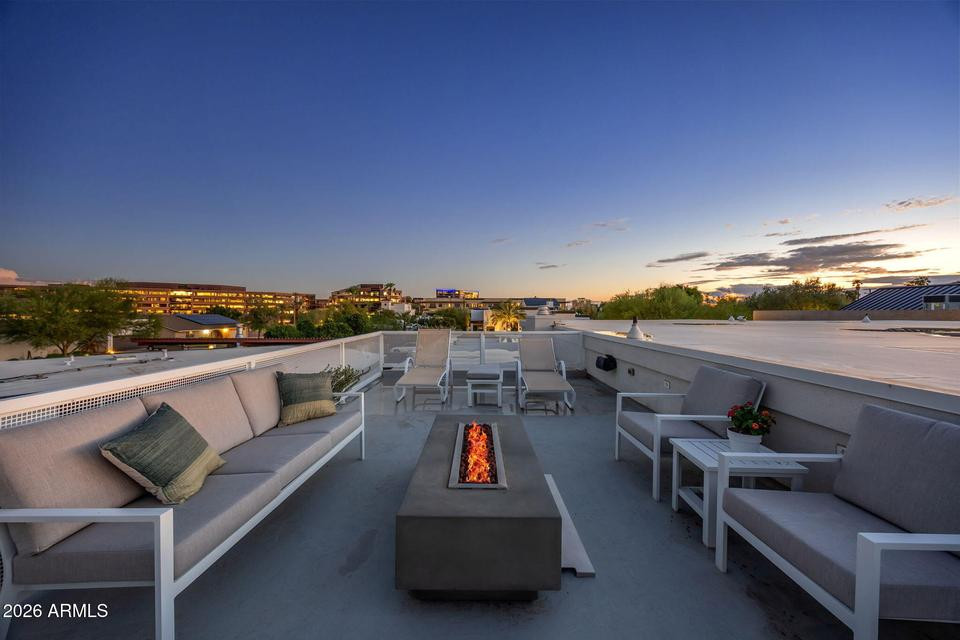Paradise Valley, AZ 4 Bedroom, 3.5 Bath