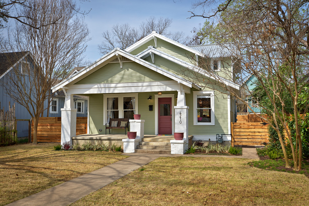 Inspiration for a craftsman exterior home remodel in Austin