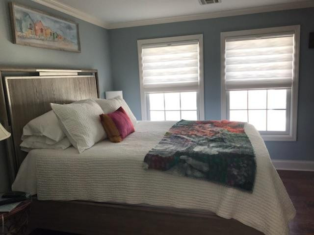 Alustra Vignette Modern Roman Shade