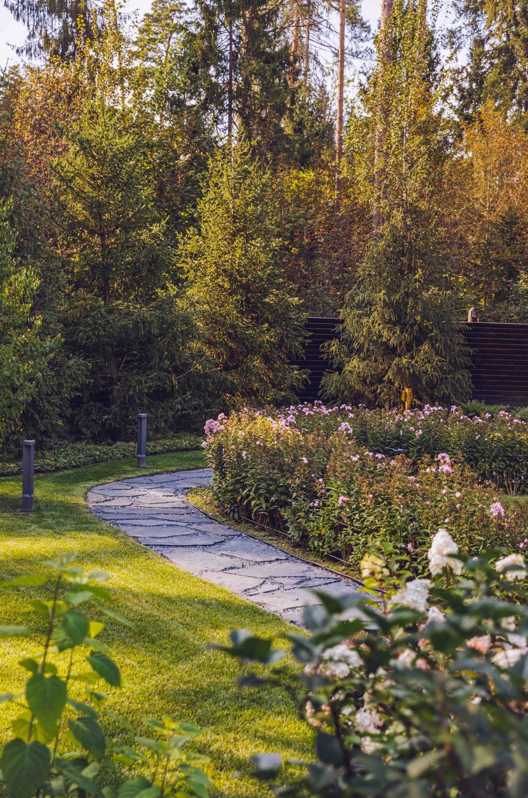 Архитектурное Решение в Пейзажном Стиле