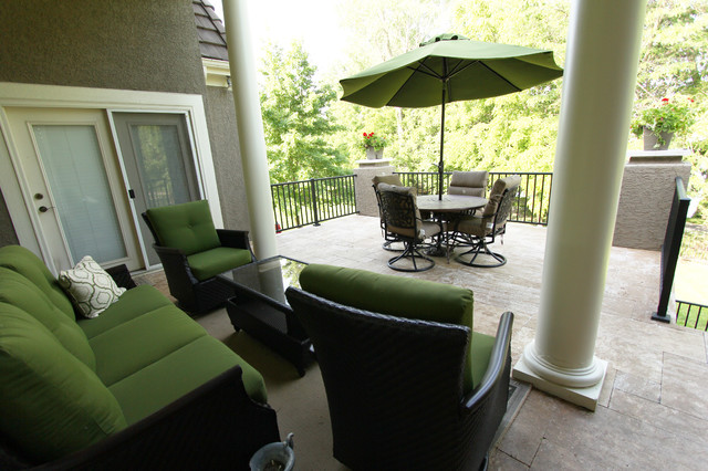 Outdoor Living Space contemporary-terrace