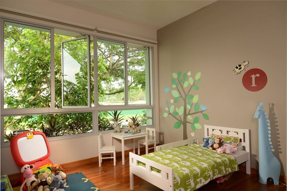 Contemporary kids' room in Singapore.
