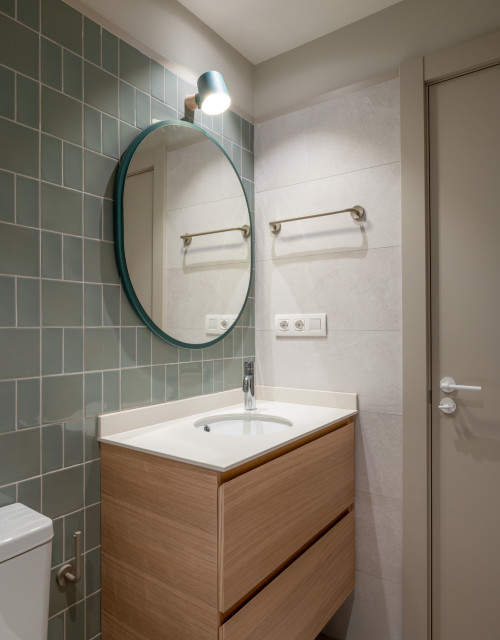 Reforma integral piso en centro de Bilbao contemporary-bathroom