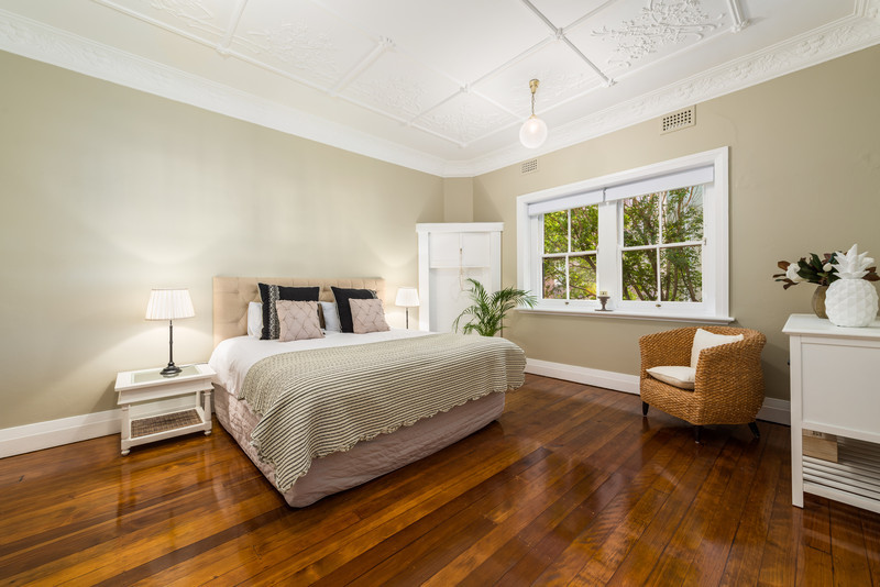 Mid-sized traditional bedroom in Sydney.