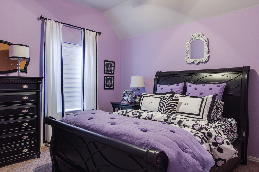 Design ideas for a small traditional kids' room for girls in Dallas with purple walls and carpet.