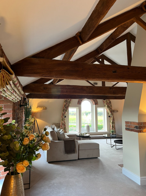 Sandal Barn Conversion nyklassisk-vardagsrum