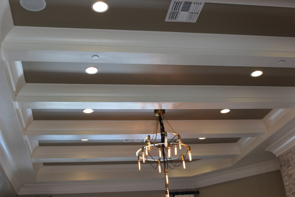 Dining room - transitional dining room idea in Phoenix