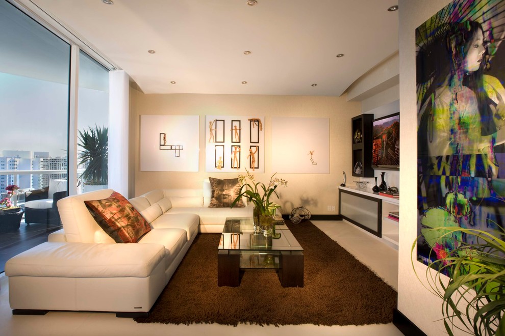 Modern living room in Miami with beige walls.