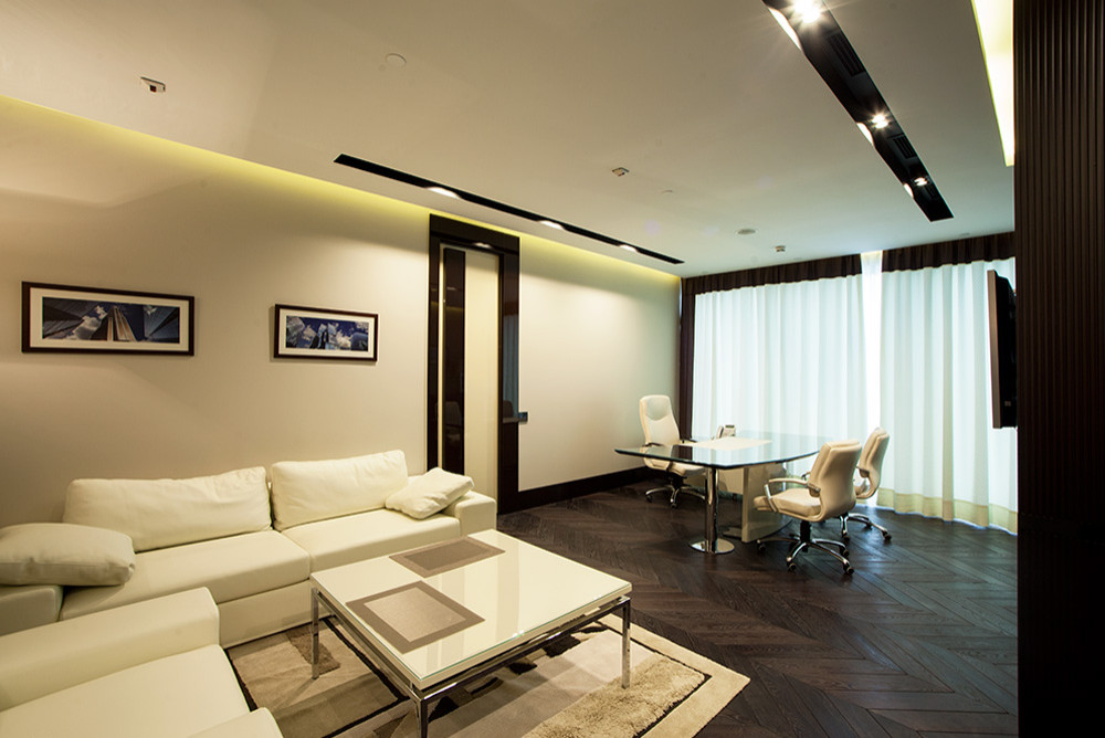 Офис (240 кв.м)