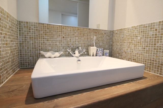 北欧&times;フレンチアンティーク風へ、全面リノベーション！ scandinavo-bagno-di-servizio