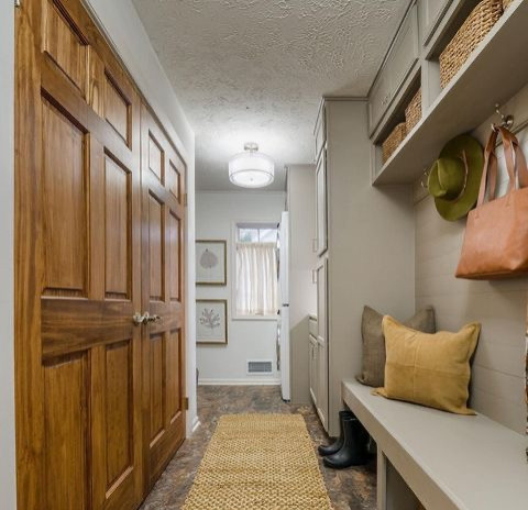 Penfield Ny Laundry,  Mud room and pantry