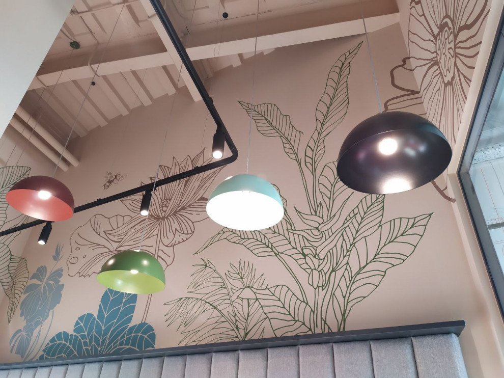 Трафаретная роспись в помещениях офиса компании