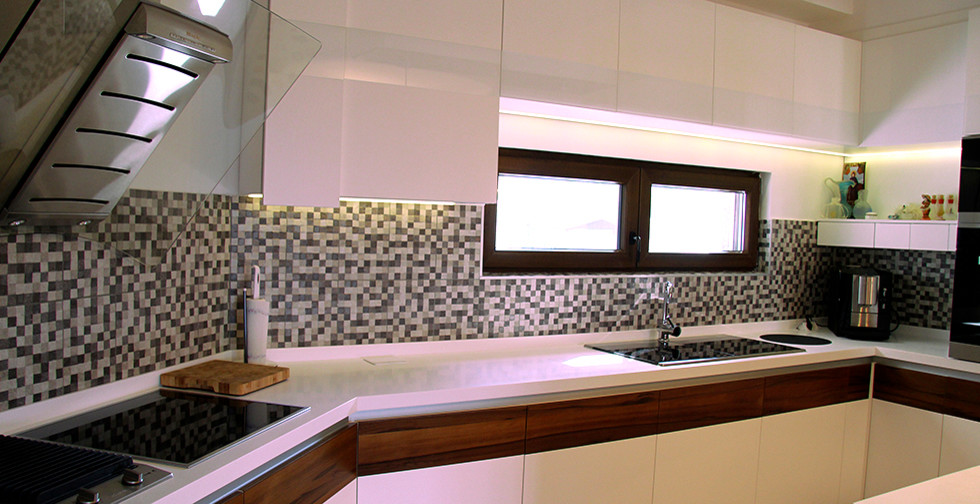 Kitchen - contemporary kitchen idea
