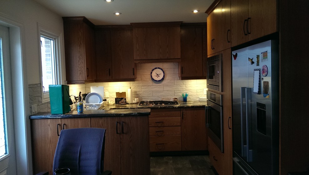Inspiration for a transitional home design remodel in Toronto