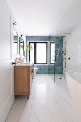 Bathroom of the Week: Accessibility and a Relaxing Vibe
