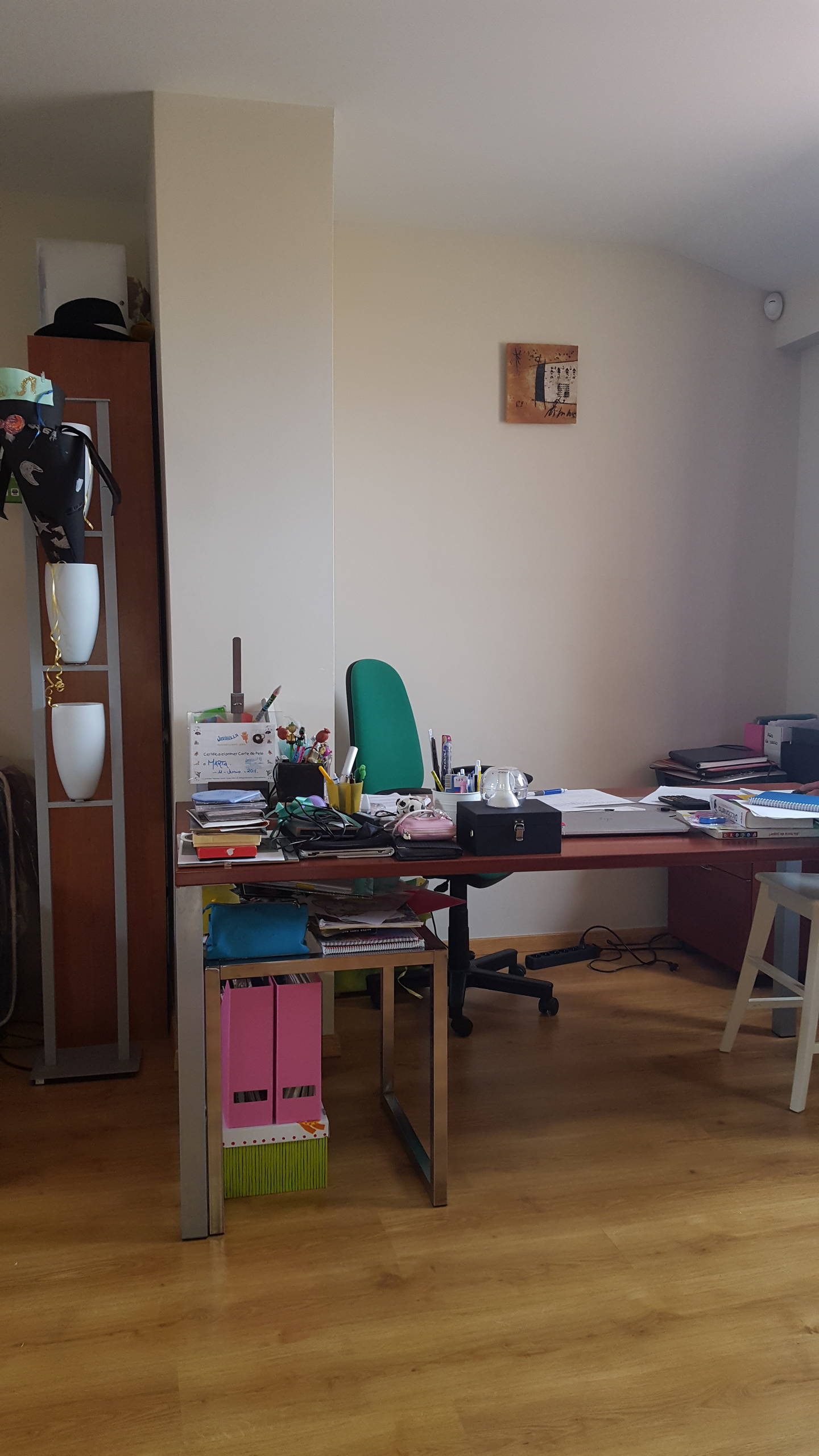 Remodelación de habitación en buhardilla para espacio multifuncional