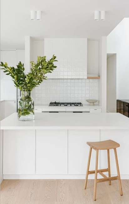 Birdwood Ave. Mornington