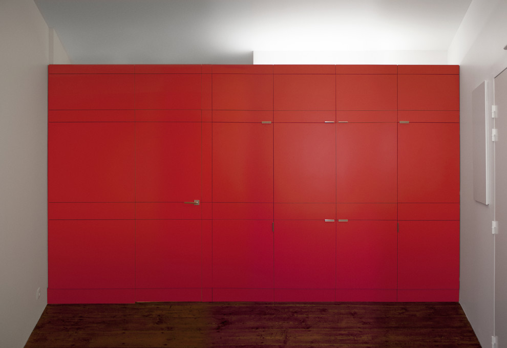 Cette image montre une cuisine design.