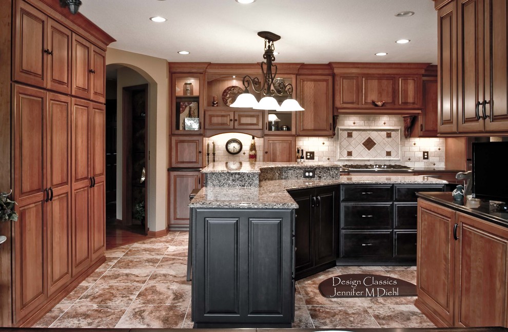 Inspiration for a mid-sized traditional u-shaped eat-in kitchen in Cleveland with raised-panel cabinets, medium wood cabinets, quartz benchtops and with island.