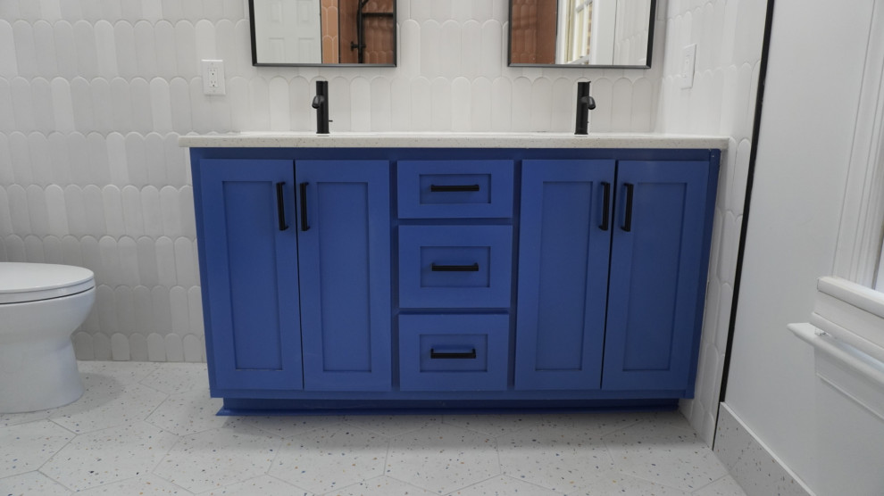 Kids/Guest Bathroom