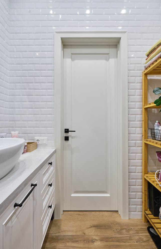 Кантри Г-2 Ral 9010 в квартире современного стиля