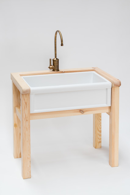 Herbeau Couture French Country Sink Faucet And Wooden Stand