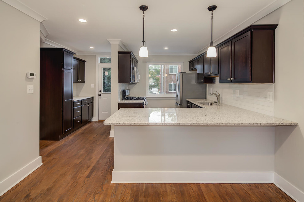Transitional kitchen photo in DC Metro