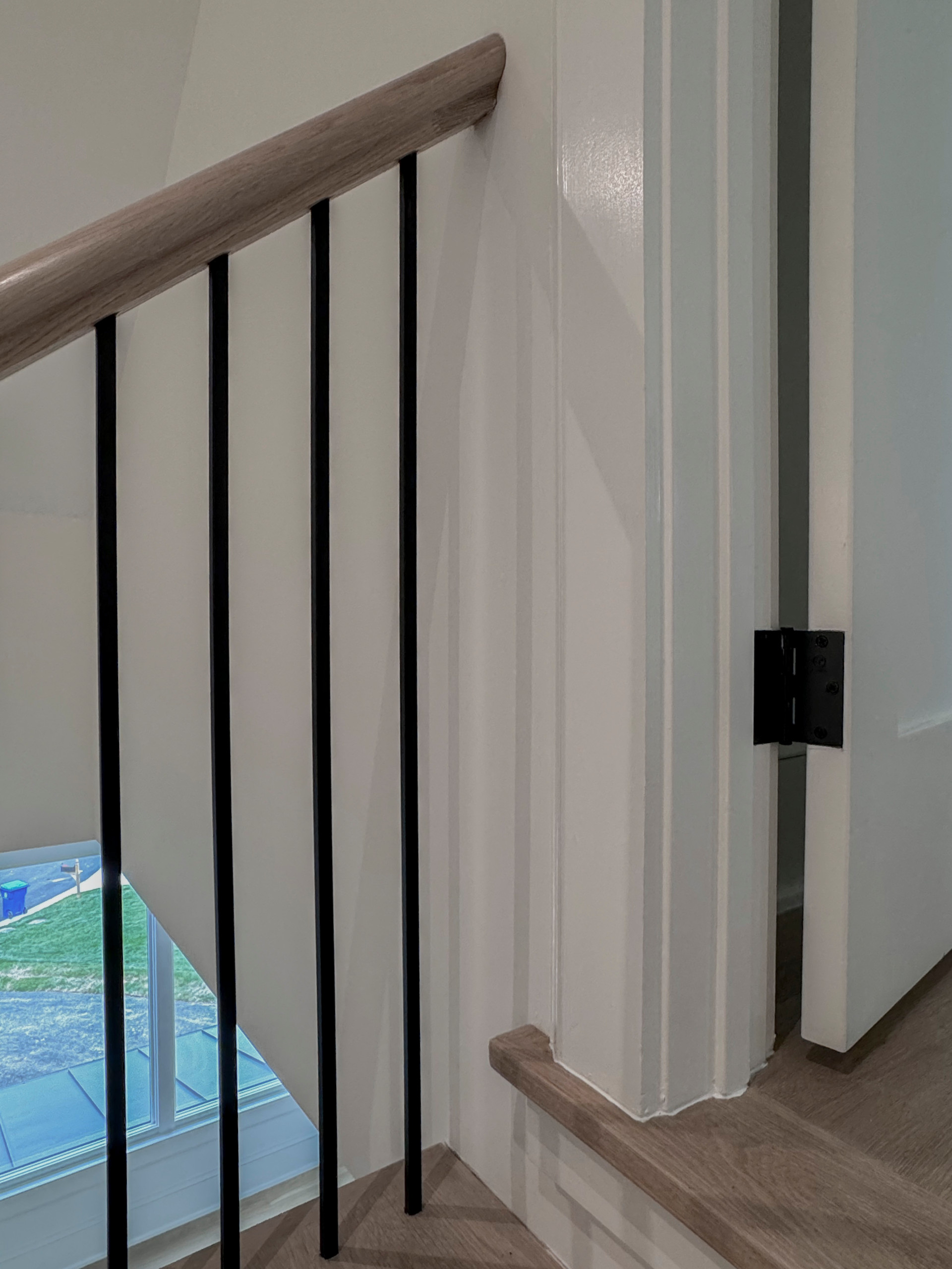 122_Modern Steel & Wood Floating Staircase, Arlington VA 22207