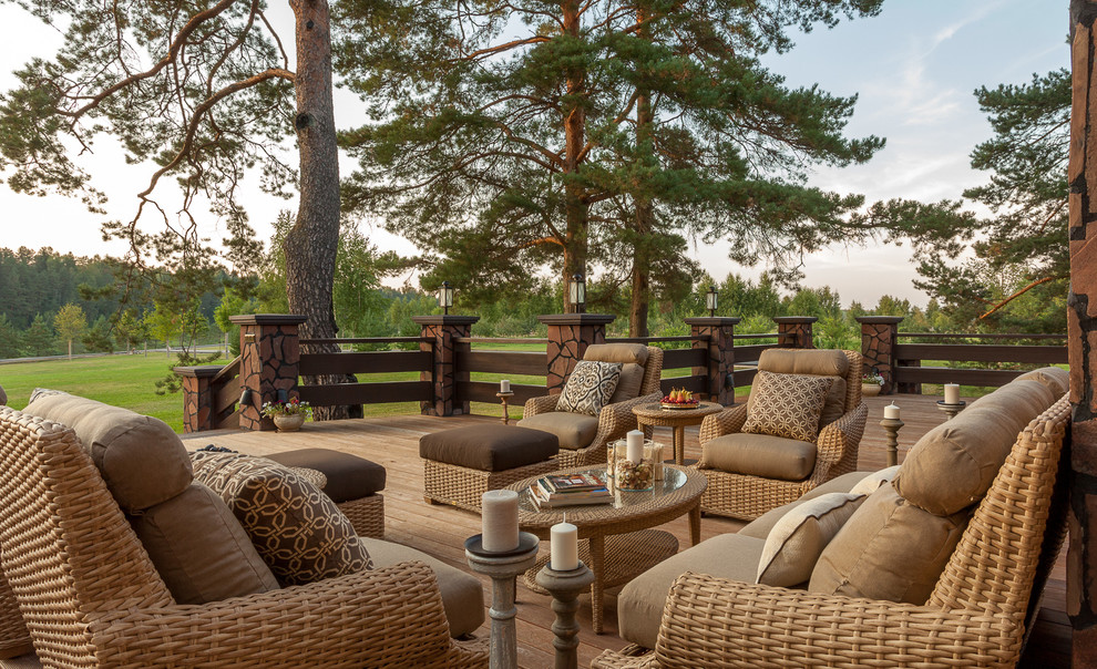 Деревянный дом в классическом стиле